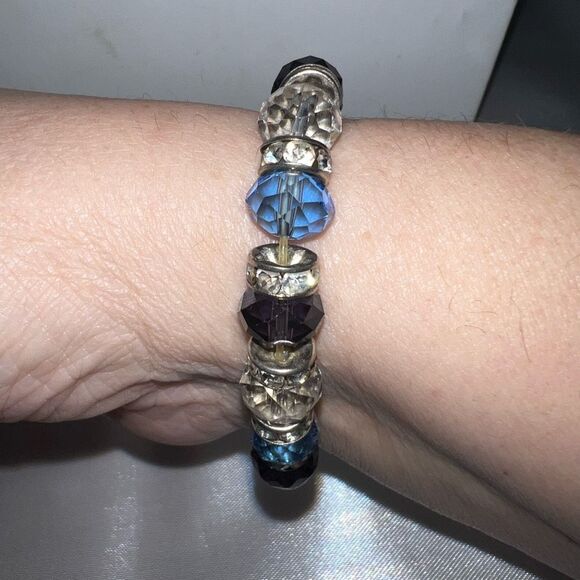 Blue and‎ Clear Crystal Stretch Bracelet - Picture 4 of 7